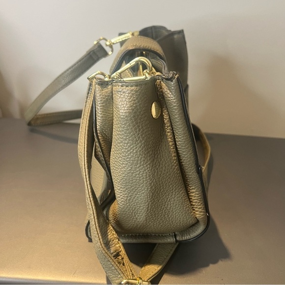 Steve Madden green olive crossbody bag preloved - Picture 3 of 11